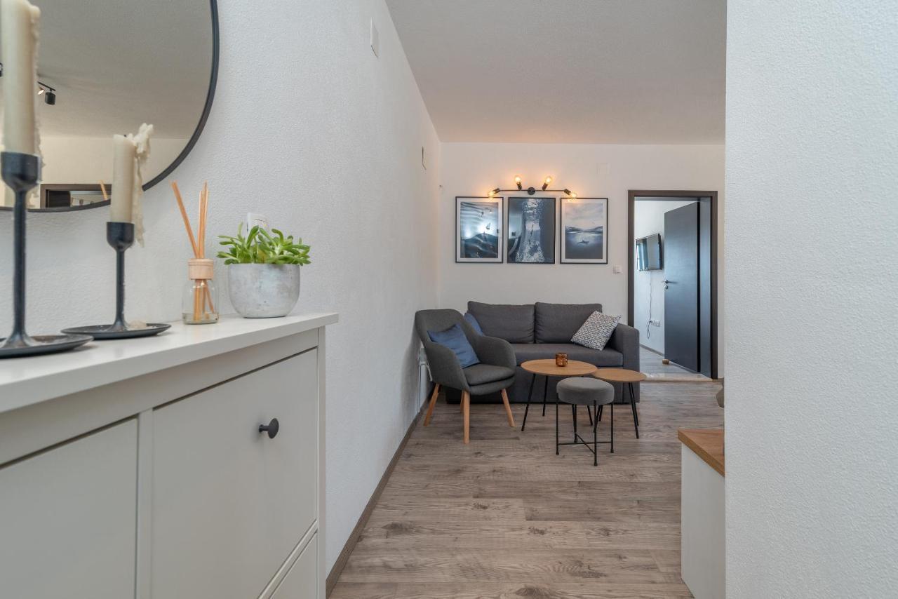 Beach Apartman Marela Slatine Exterior foto